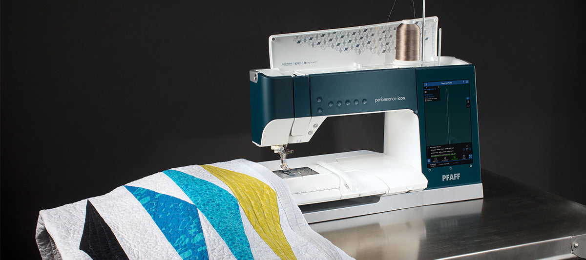 PFAFF Performance Icon + gift and accessories