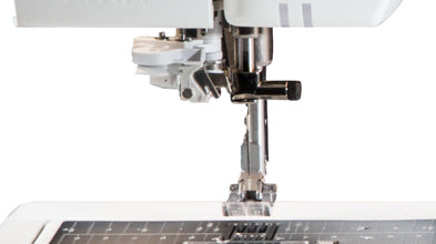 PFAFF Performance Icon + gift and accessories
