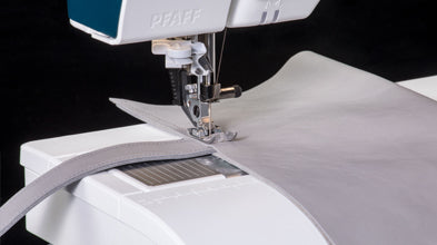PFAFF Performance Icon + gift and accessories