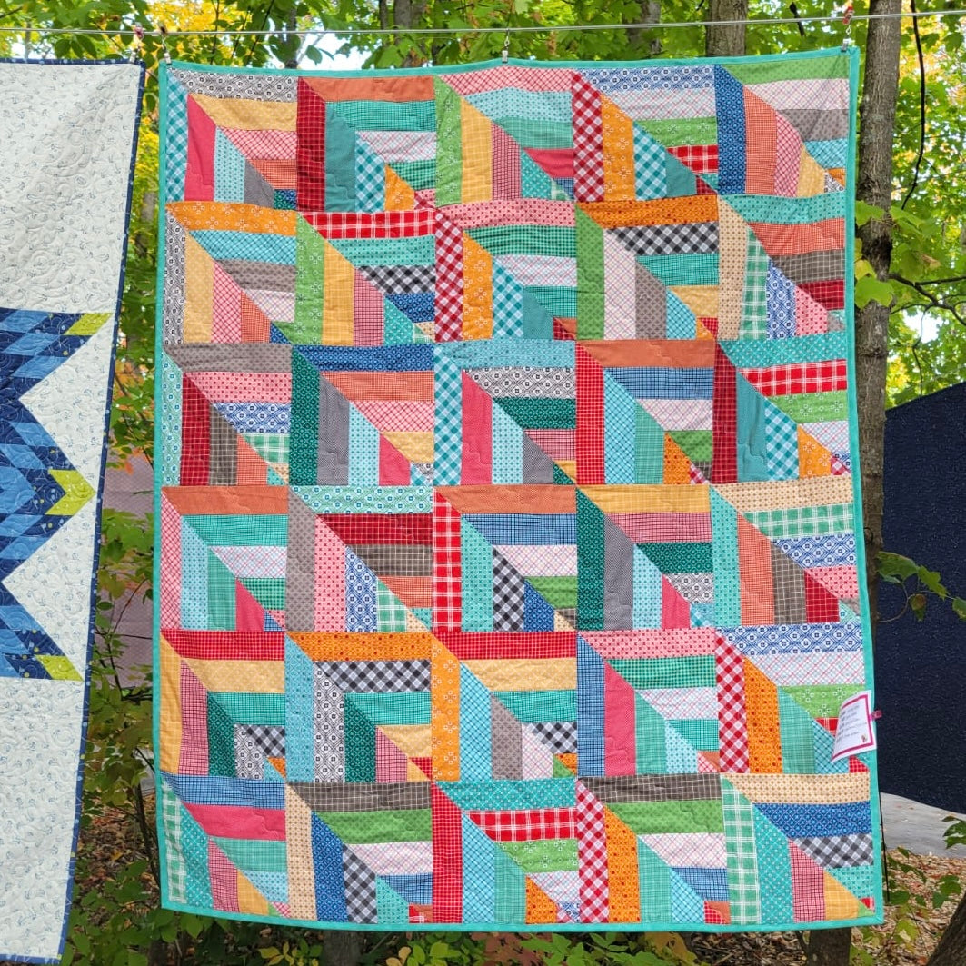 Lucky Log Cabin - Quilt for Sale