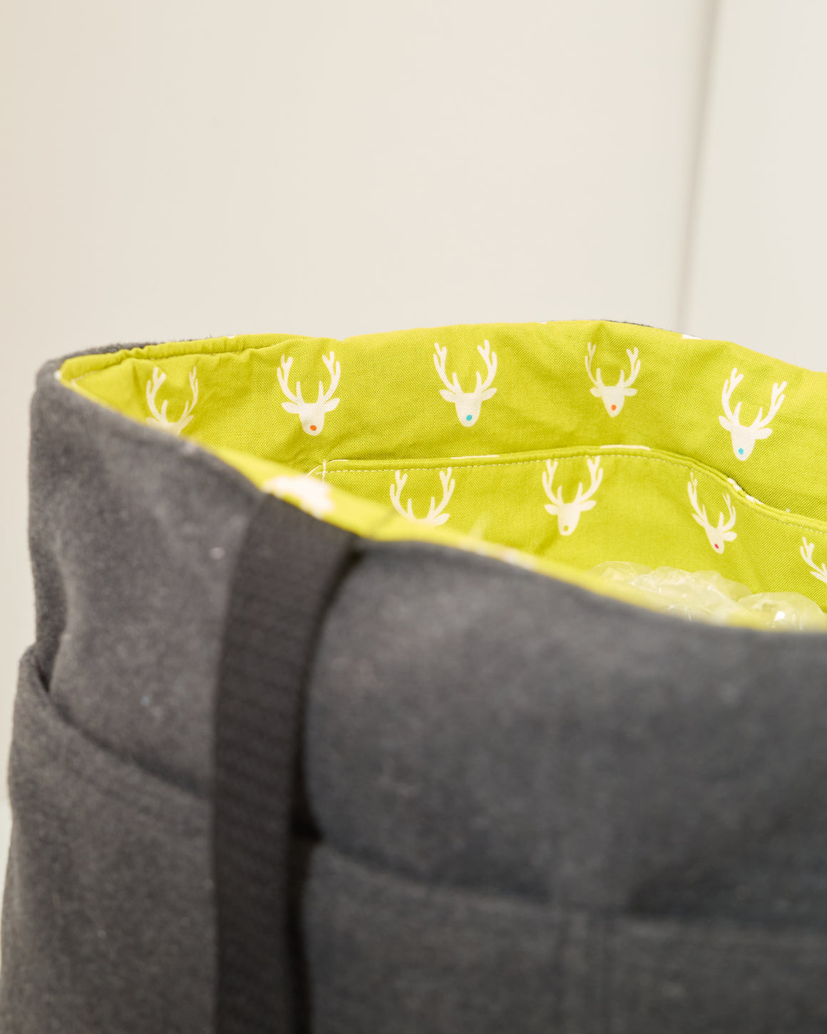 Wool and Wax Warm Wool Christmas