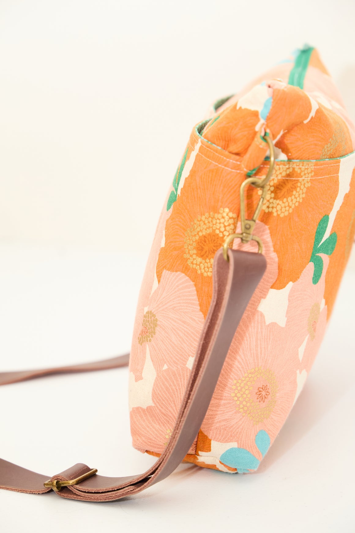 Hillside Side Sling Bag