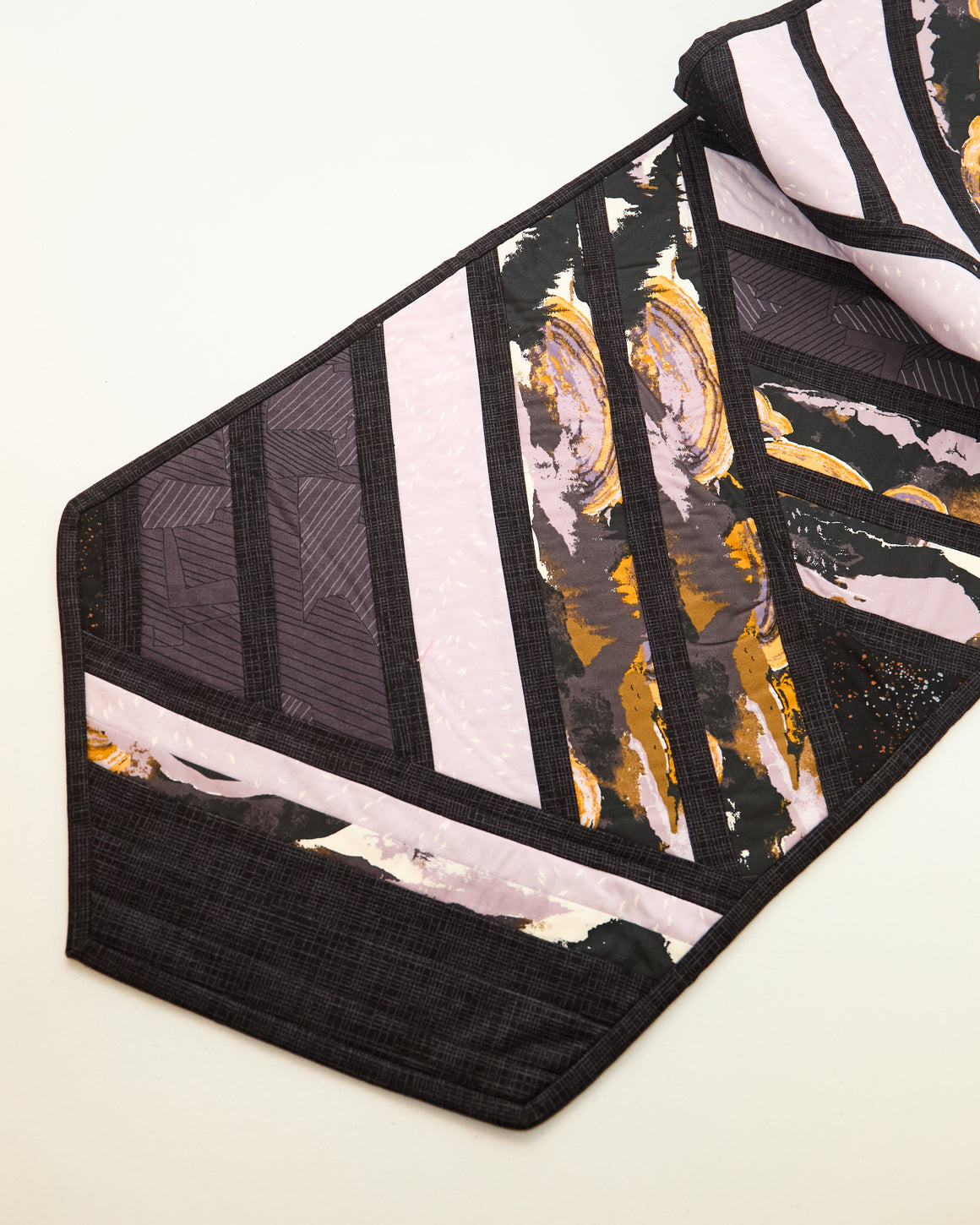 Greased Lightning in Earthen Black, Samples
