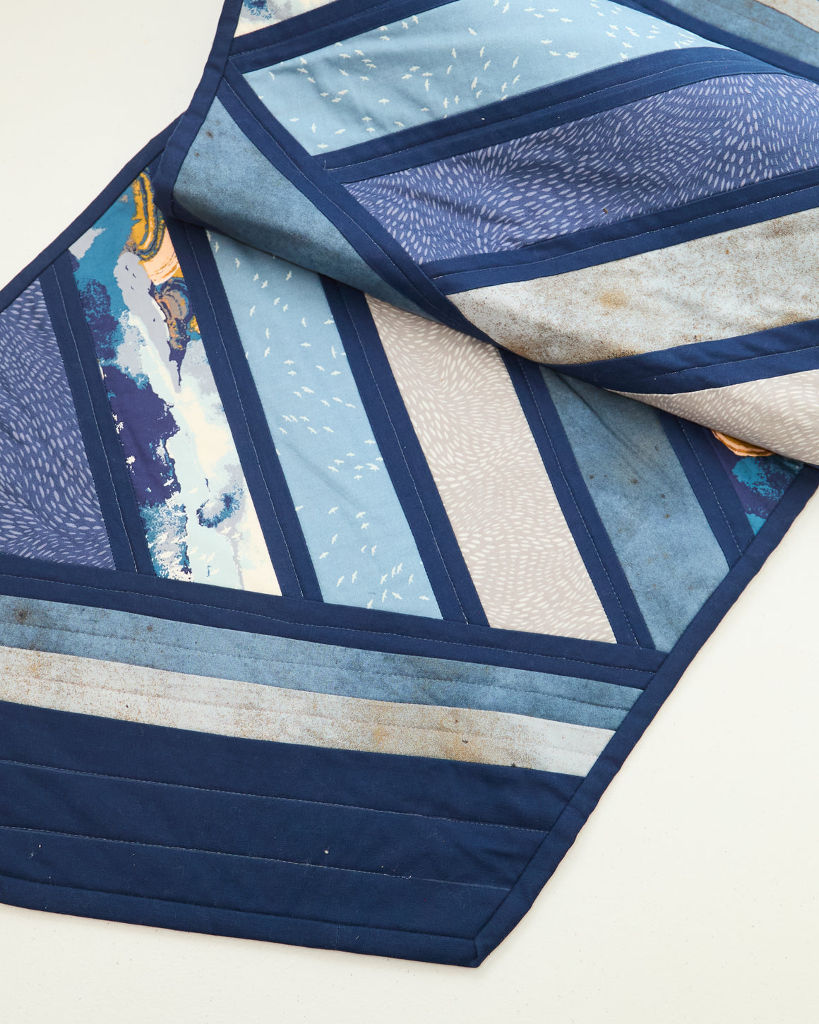Greased Lightening in Earten Blue, Samples