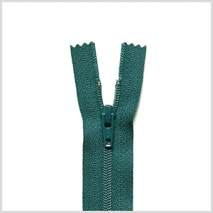 YKK Close Ended Zipper in Christmas Tree 14" (840)