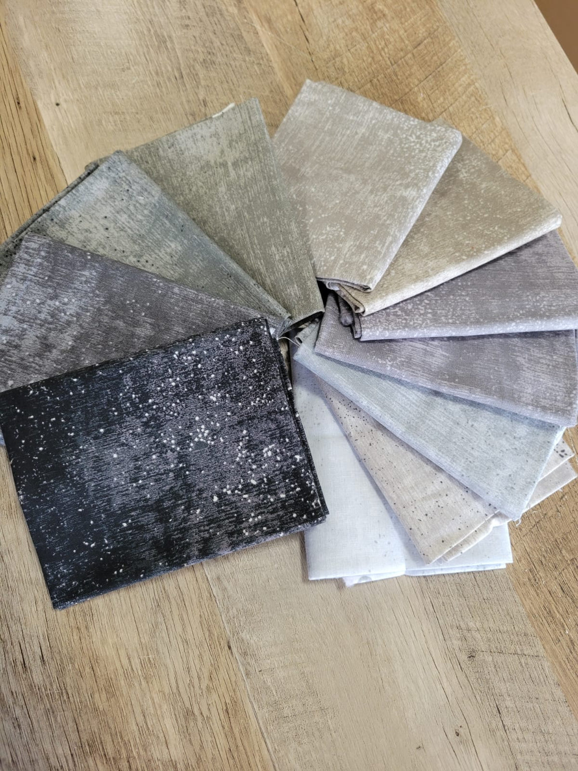 Glaze Fat Quarter Bundles