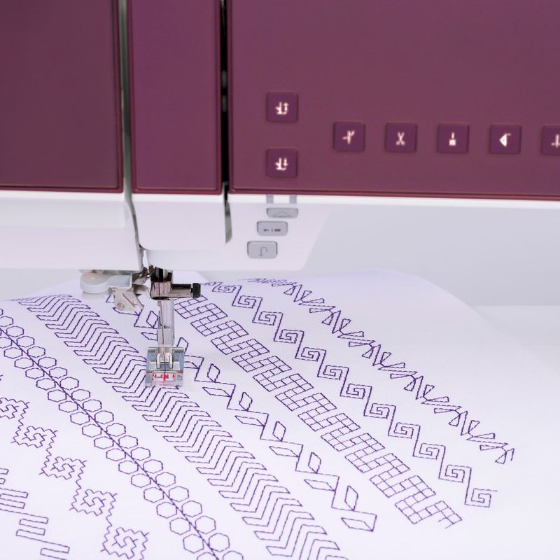 PFAFF Creative Icon 2 - Sewing and Embroidery Machine
