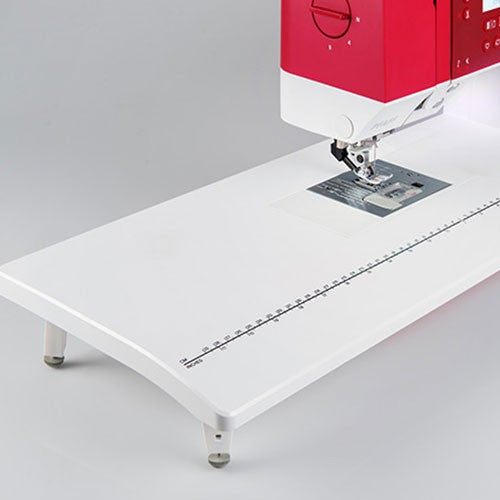 The Ultimate Secret Weapon: The PFAFF Magnetic Seam Guide - QUILTsocial